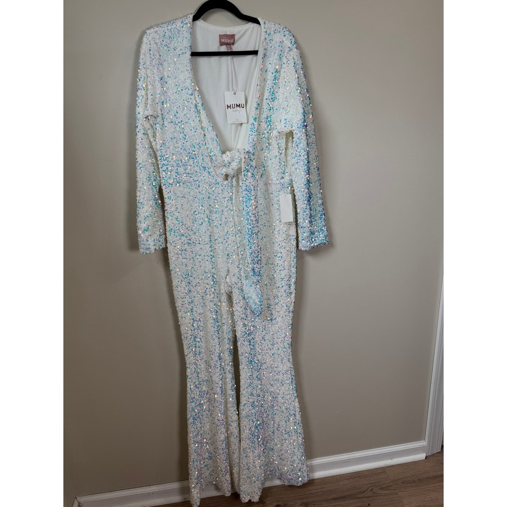 Show Me Your Mumu White Iridescent Sequin Jumpsuit Tie Front Flare XXL NEW - Picture 3 of 6